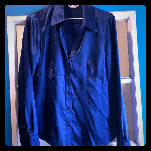 Silk blouse - Picture 2 of 6